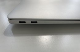 MacBook Air 13 early 2020 i5 16GB RAM 512GB SSD