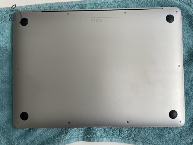 MacBook Air 13 early 2020 i5 16GB RAM 512GB SSD