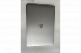 MacBook Air 13 early 2020 i5 16GB RAM 512GB SSD