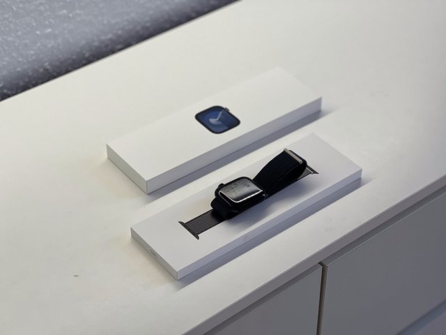 Hibátlan Apple Watch S9 Midnight 45MM 2 ÉV Garanciával Számlával