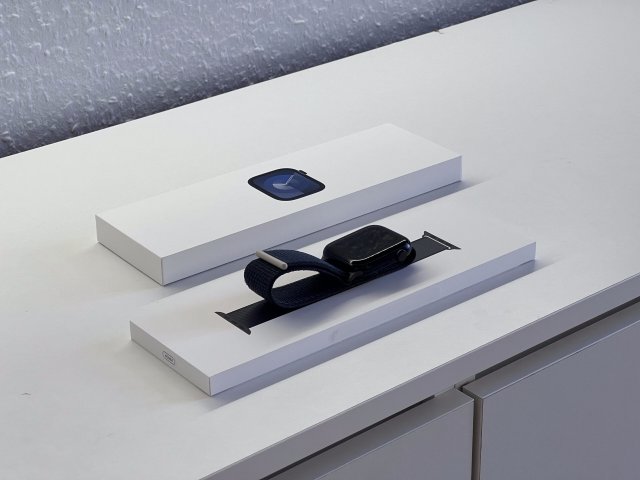 Hibátlan Apple Watch S9 Midnight 45MM 2 ÉV Garanciával Számlával