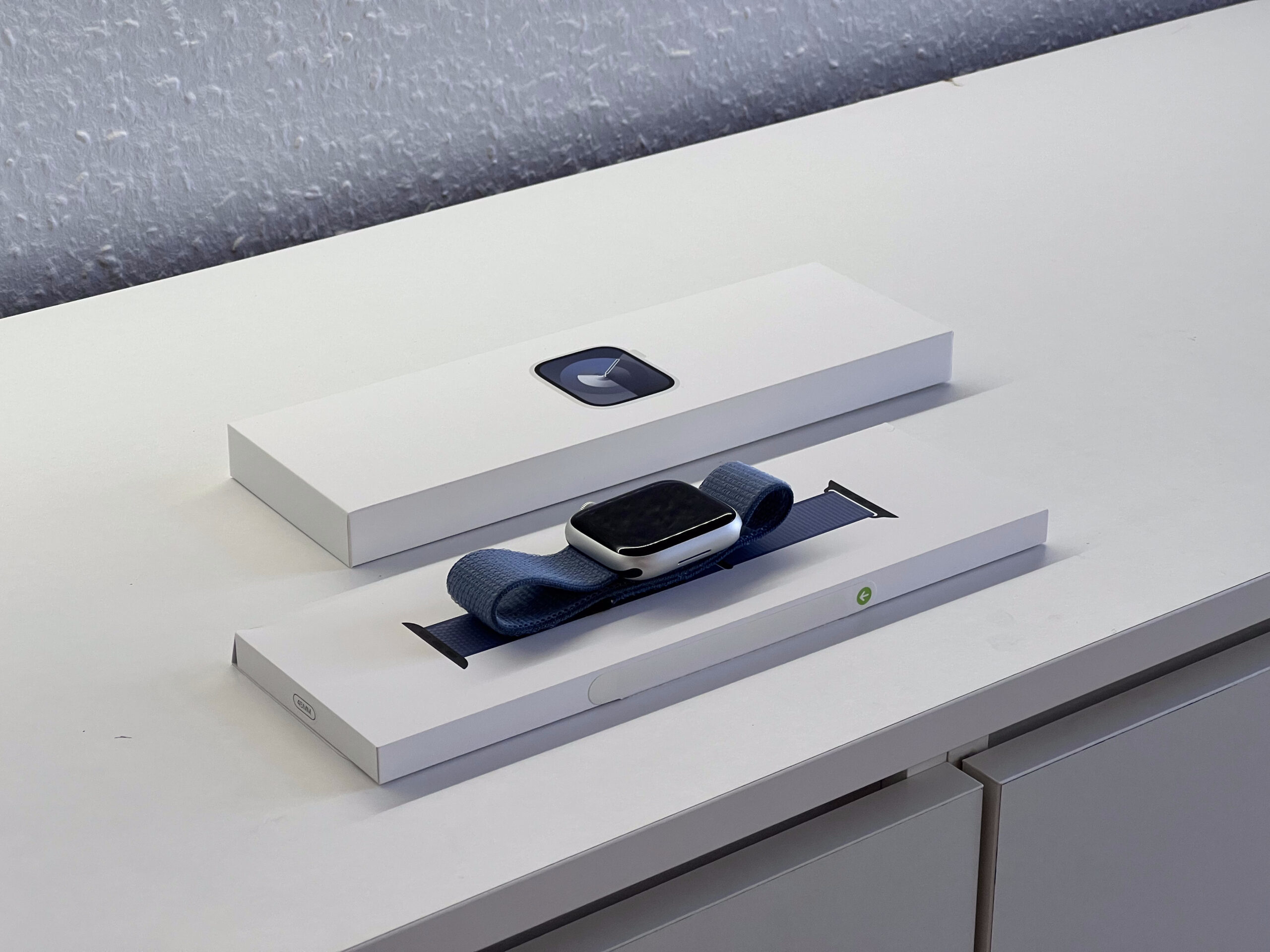 Apple Watch S9 Silver CEL 45MM 2 ÉV Garanciával Számlával Aksi 99%
