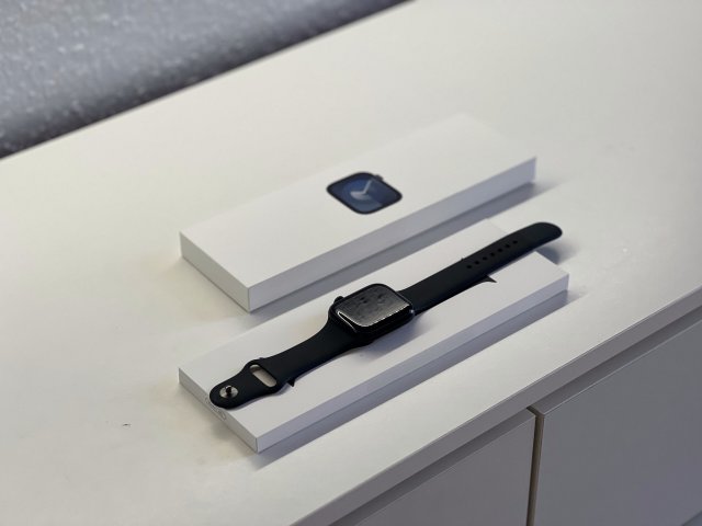 Hibátlan Apple Watch S9 Midnight 45MM 2 ÉV Garanciával Számlával Aksi 95%
