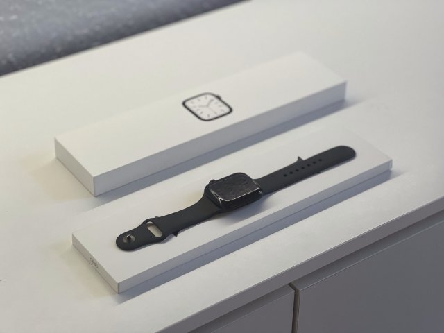 Hibátlan Apple Watch S7 Midnight 45MM 2 ÉV Garanciával Számlával