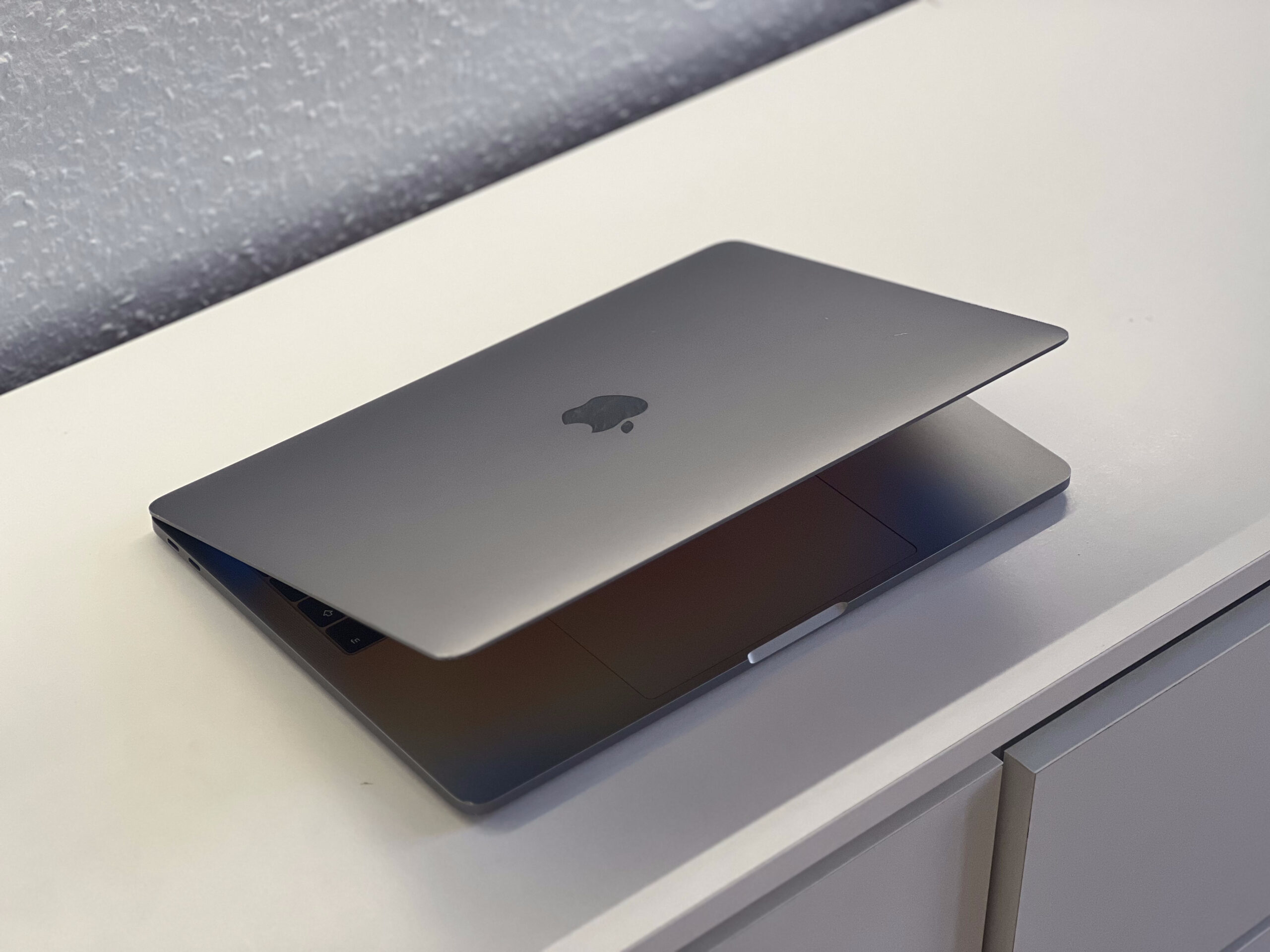 MacBook Pro 2017 13 128GB 2 ÉV Garanciával Számlával
