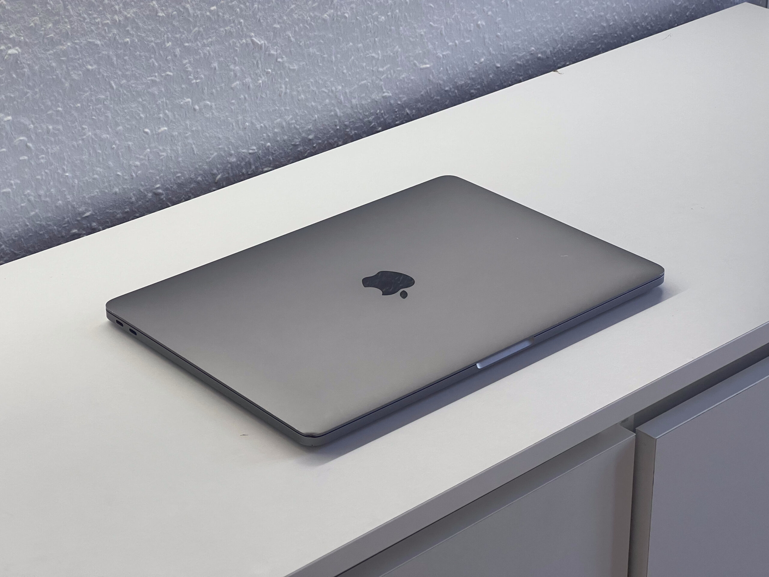 MacBook Pro 2017 13 128GB 2 ÉV Garanciával Számlával