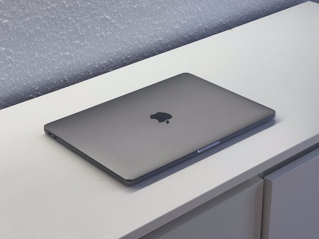 MacBook Pro 2017 13 128GB 2 ÉV Garanciával Számlával