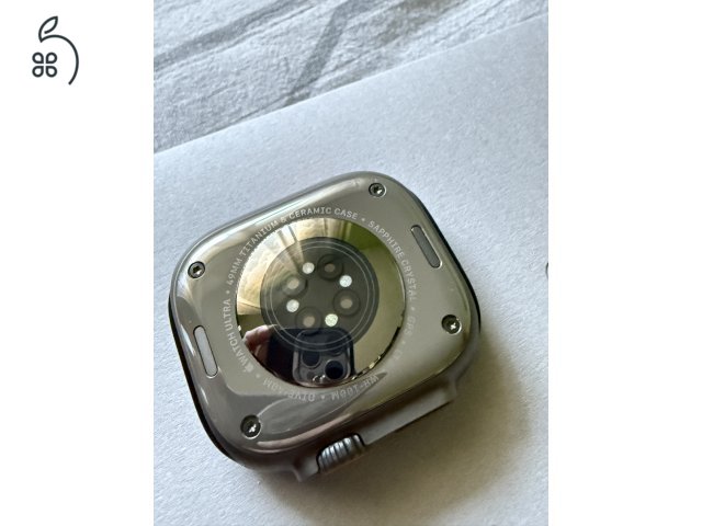 Apple Watch Ultra 2 Black Titanium+fekete Ocean Band