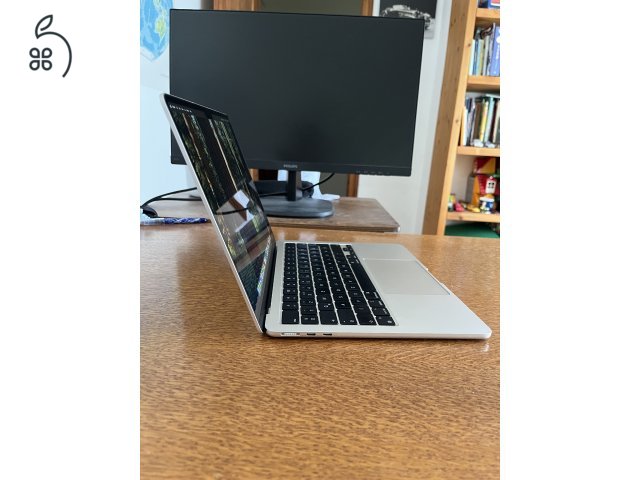 MacBook Air M2 Stralight