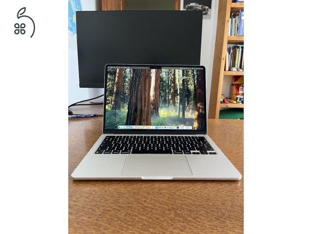 MacBook Air M2 Stralight