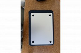 MacBook Air M2 Stralight
