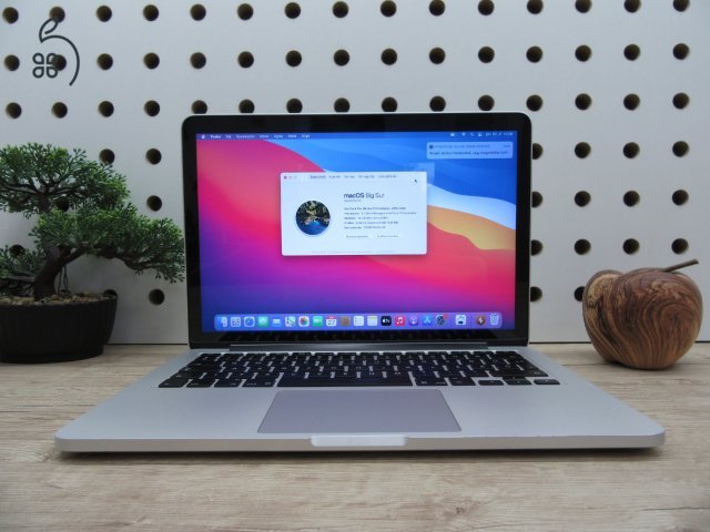 Apple Retina Macbook Pro 13 - 2015 Early - Használt, szép állapot- 1 TB SSD