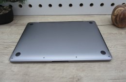 Apple Retina Macbook Pro 13 Touchbar - 2017 - Használt, karcmentes - 16 Gb RAM - 500 GB SSD