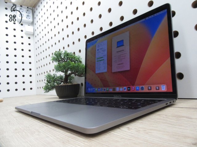 Apple Retina Macbook Pro 13 Touchbar - 2017 - Használt, karcmentes - 16 Gb RAM - 500 GB SSD