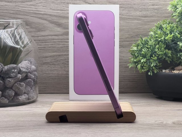 iPhone 16 Plus Pink 128GB 2 ÉV Garanciával Számlával Aksi 95%