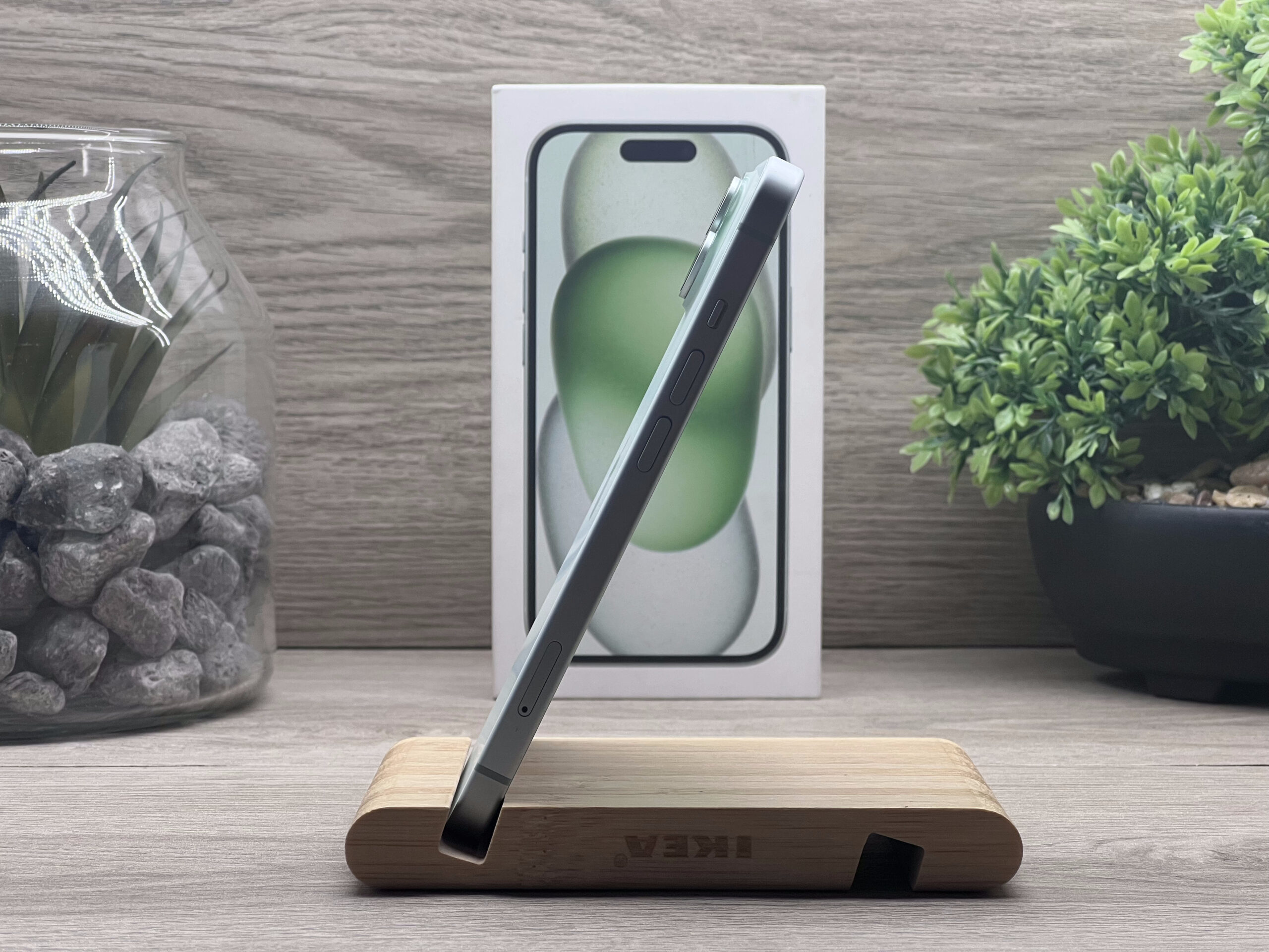 Hibátlan iPhone 15 Green 128GB 2 ÉV Garanciával Számlával Aksi 90%