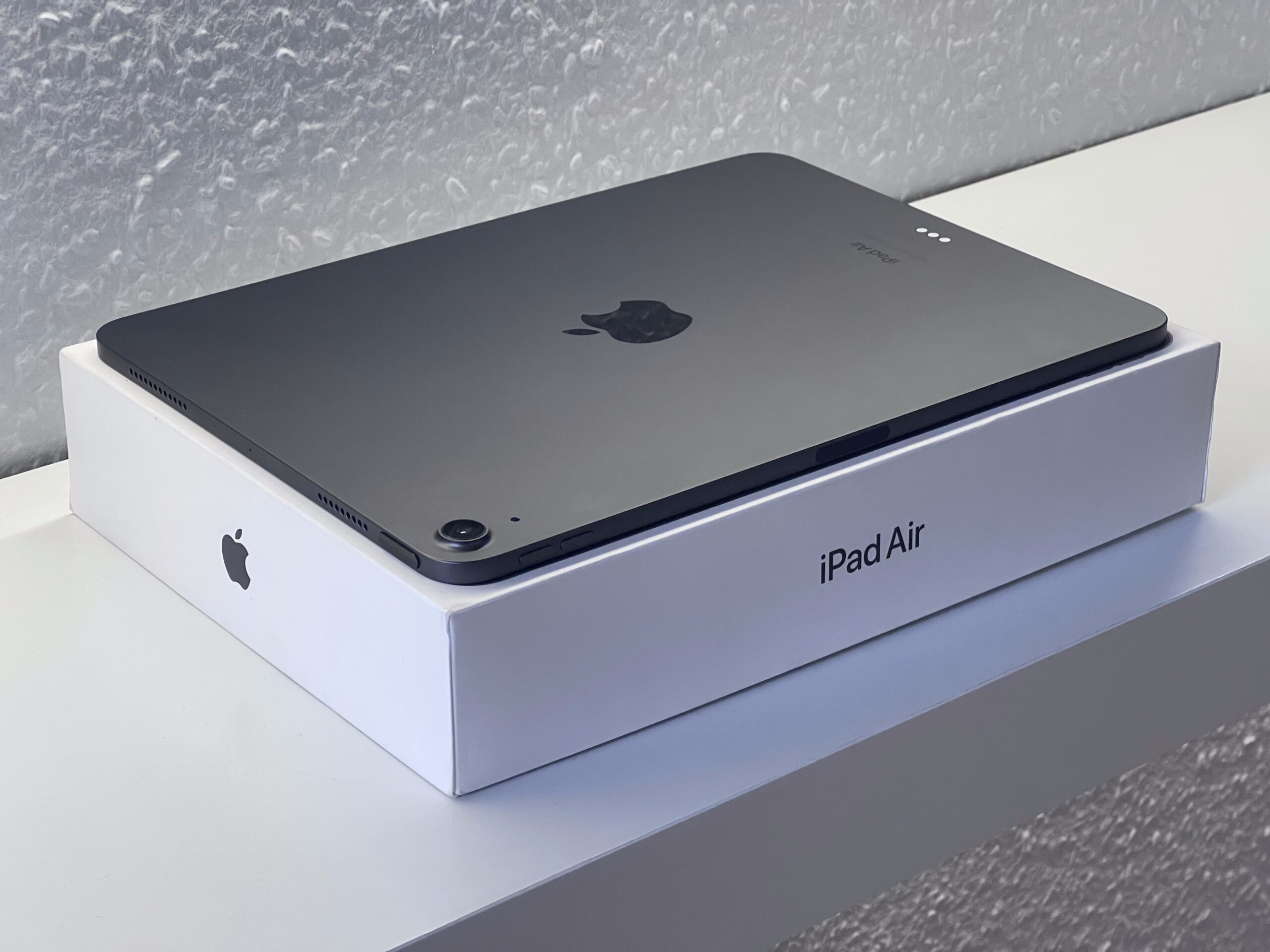 iPad Air 5th Generáció Space Gray 64GB 2 Év Garanciával Számlával