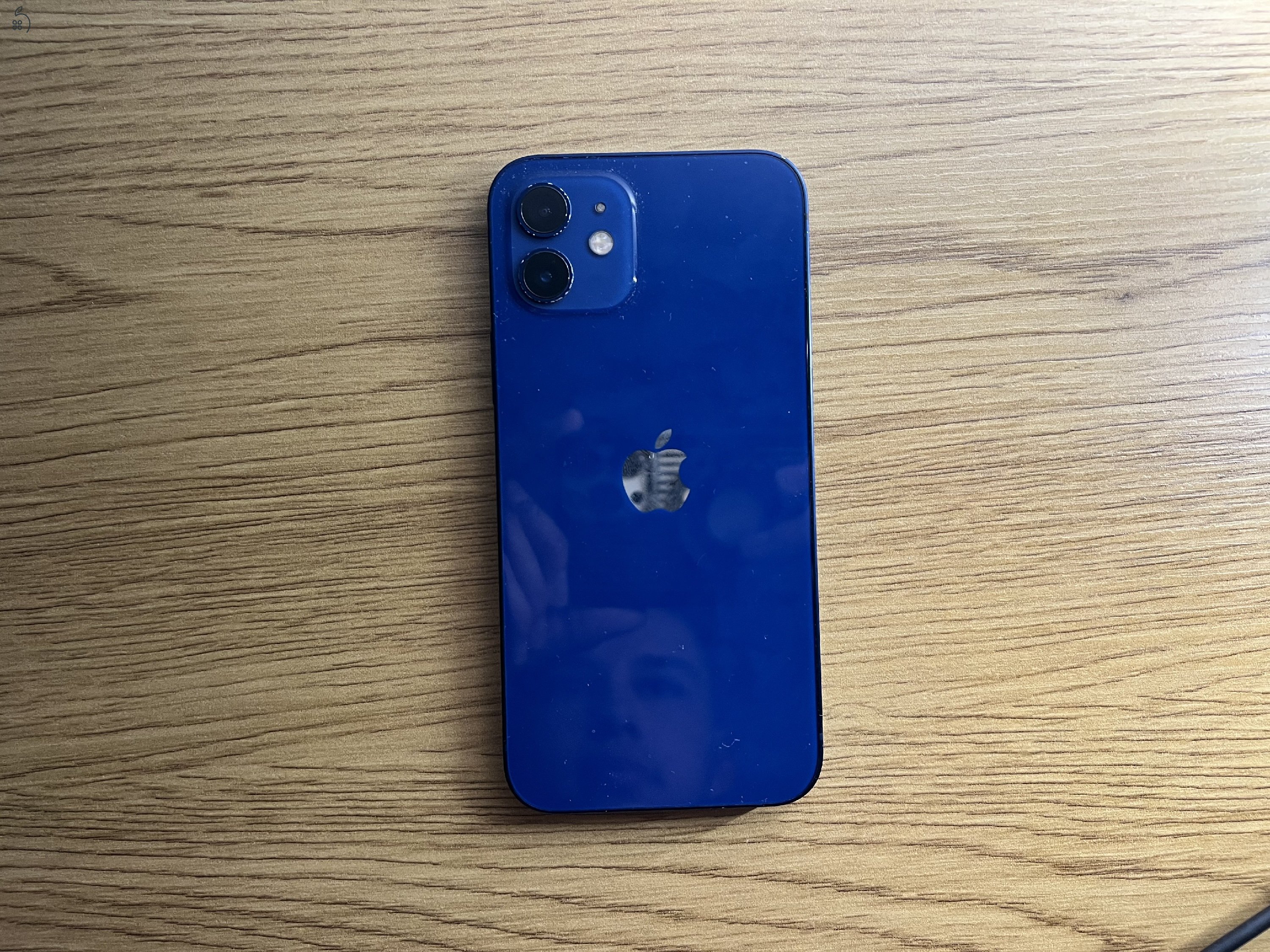 Használt iPhone 12 64GB aksi 100%