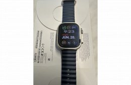 Apple Watch Ultra 2. 