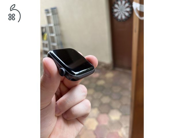 Apple Watch Series 5//44mm//Space gray//Aluminium case