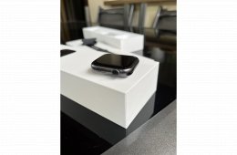 Apple Watch Series 5//44mm//Space gray//Aluminium case
