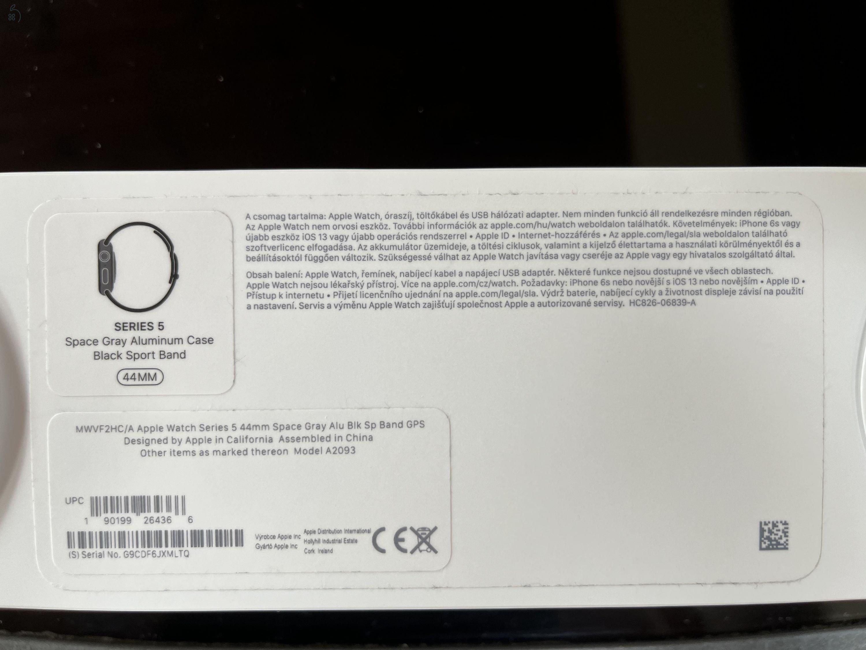 Apple Watch Series 5//44mm//Space gray//Aluminium case