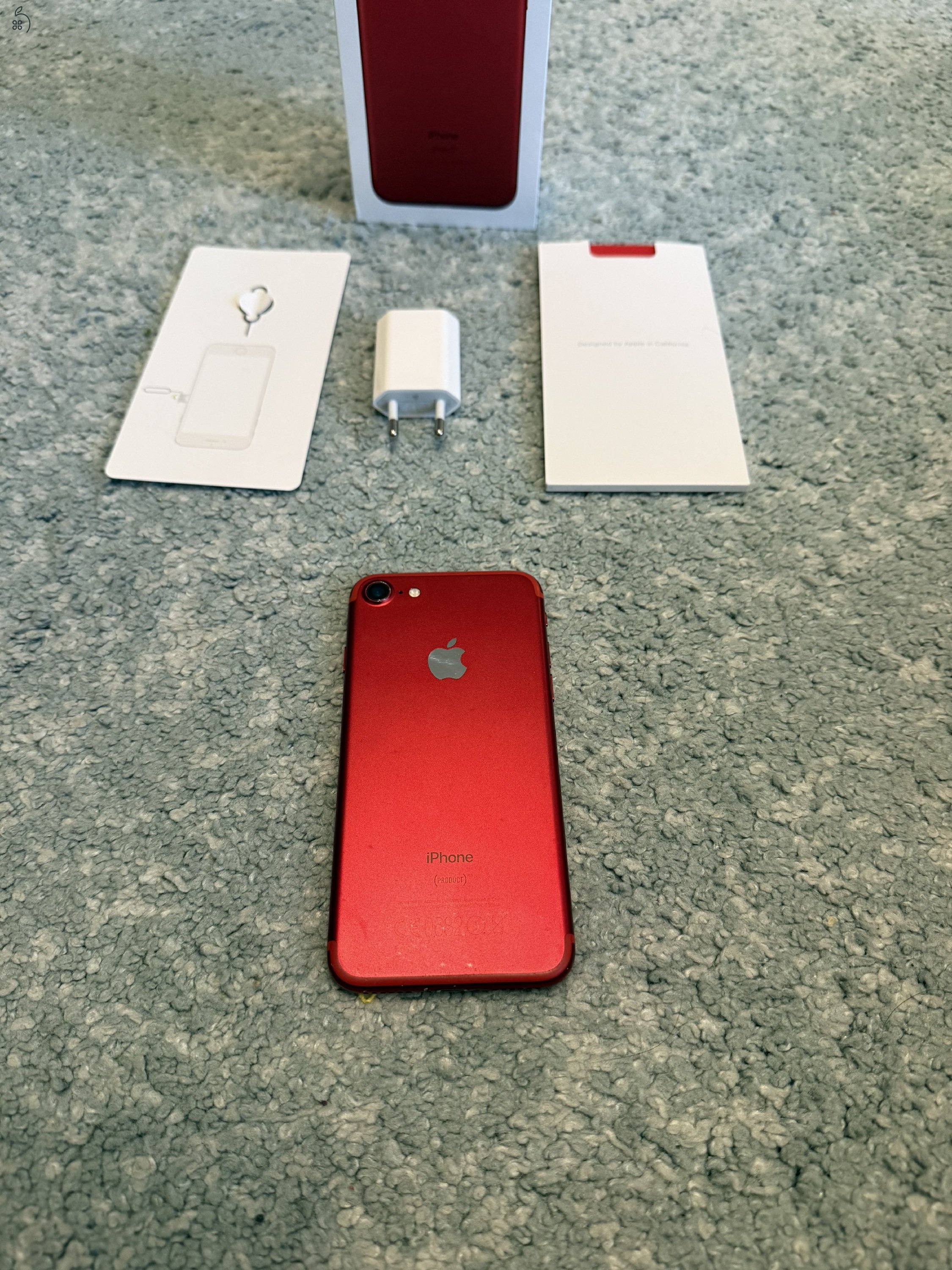 Iphone 7 - 128Gb - RED - független