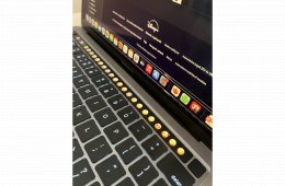 MacBook Pro 2022 M2 + 2024 USB-C Apple Magic Mouse