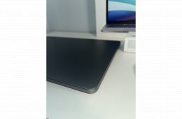 MacBook Pro 2022 M2 + 2024 USB-C Apple Magic Mouse
