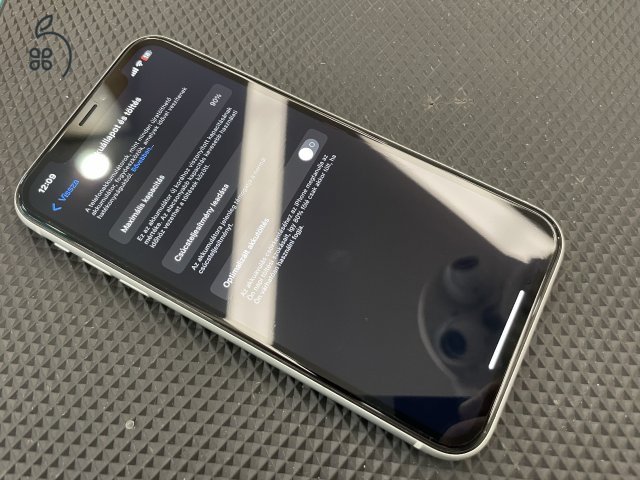 iPhone Xr 90% gyári akku, gyönyörű állapotban