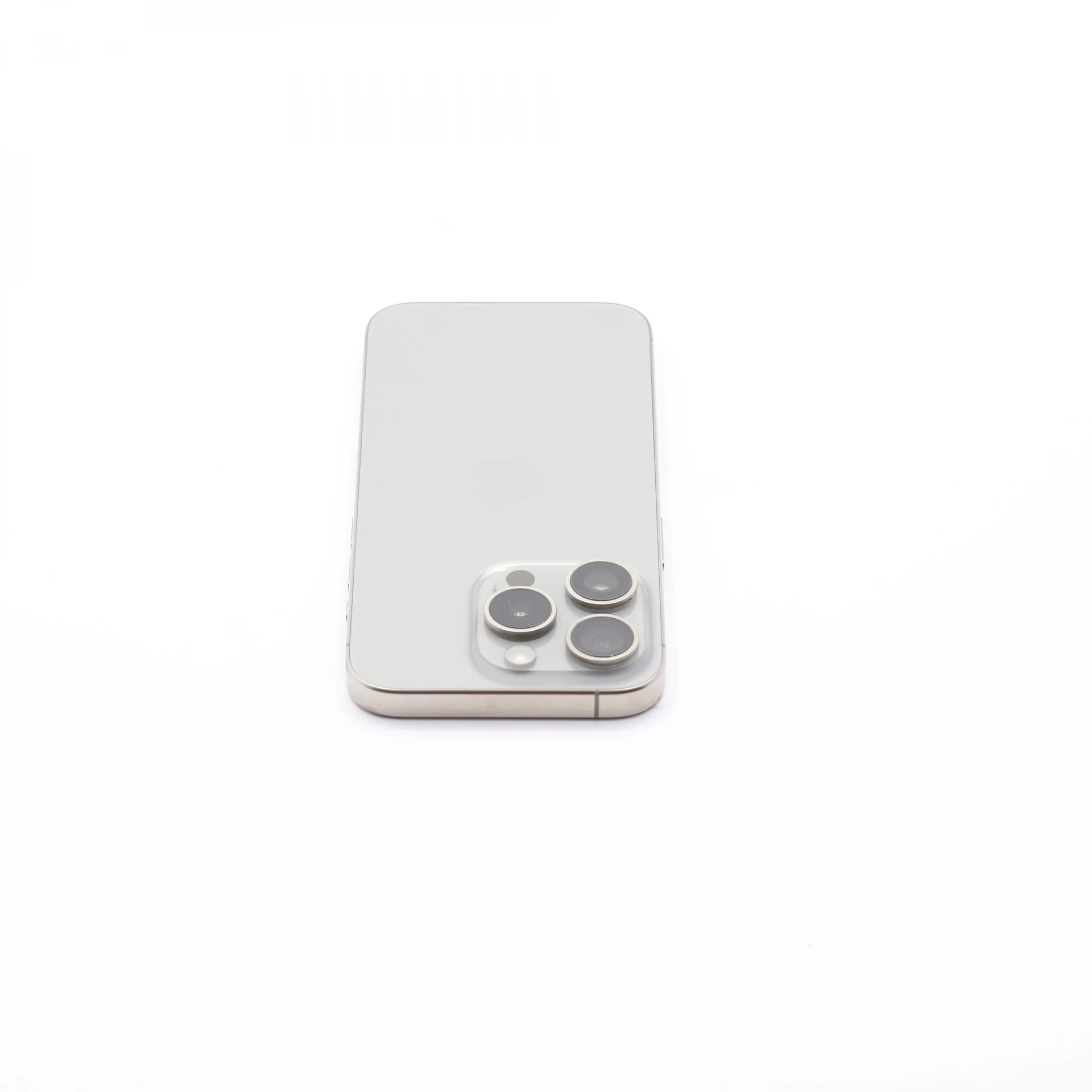 + Ajándékkal és 1 év garanciával! Felújított iPhone 15 Pro 128 GB Natural Titanium