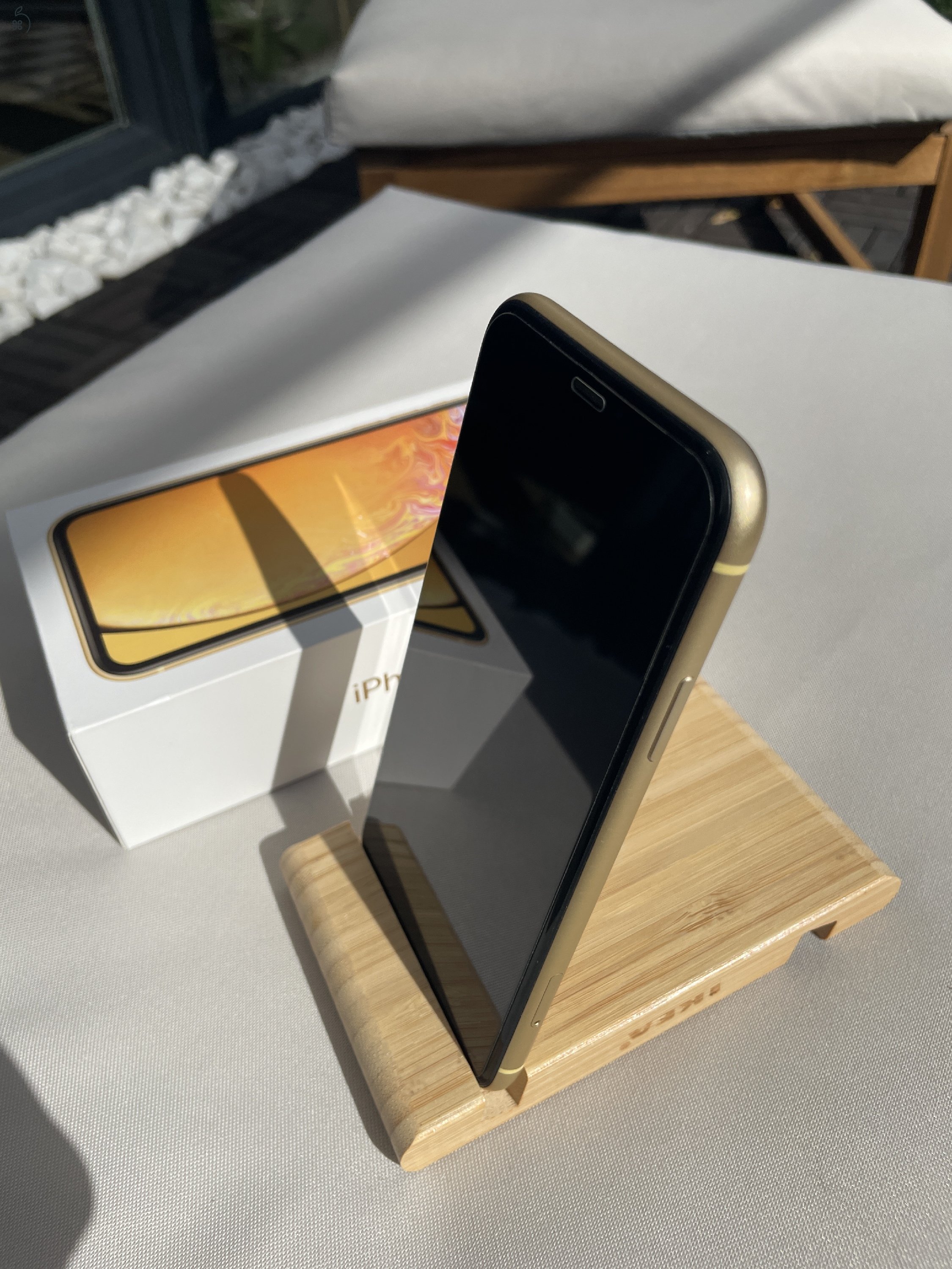 Iphone XR 128 Gb - yellow - model A2105