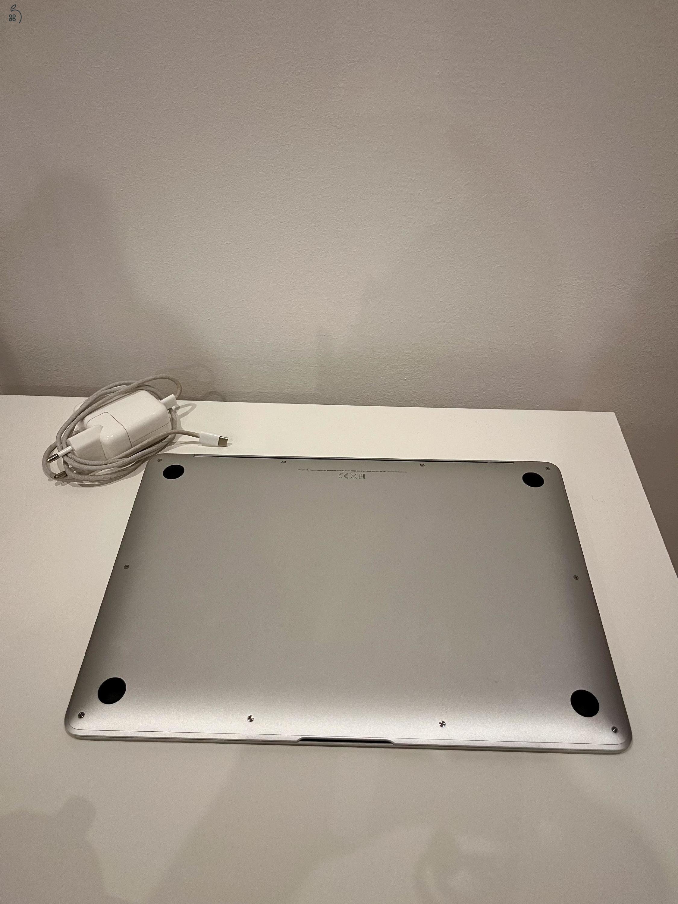 MacBook Air 13