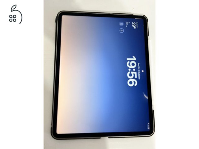 iPad Air 13″ (2024, M2 chip, 128 GB, Wi‑Fi) + Apple Pencil Pro + tokok + billentyűzet