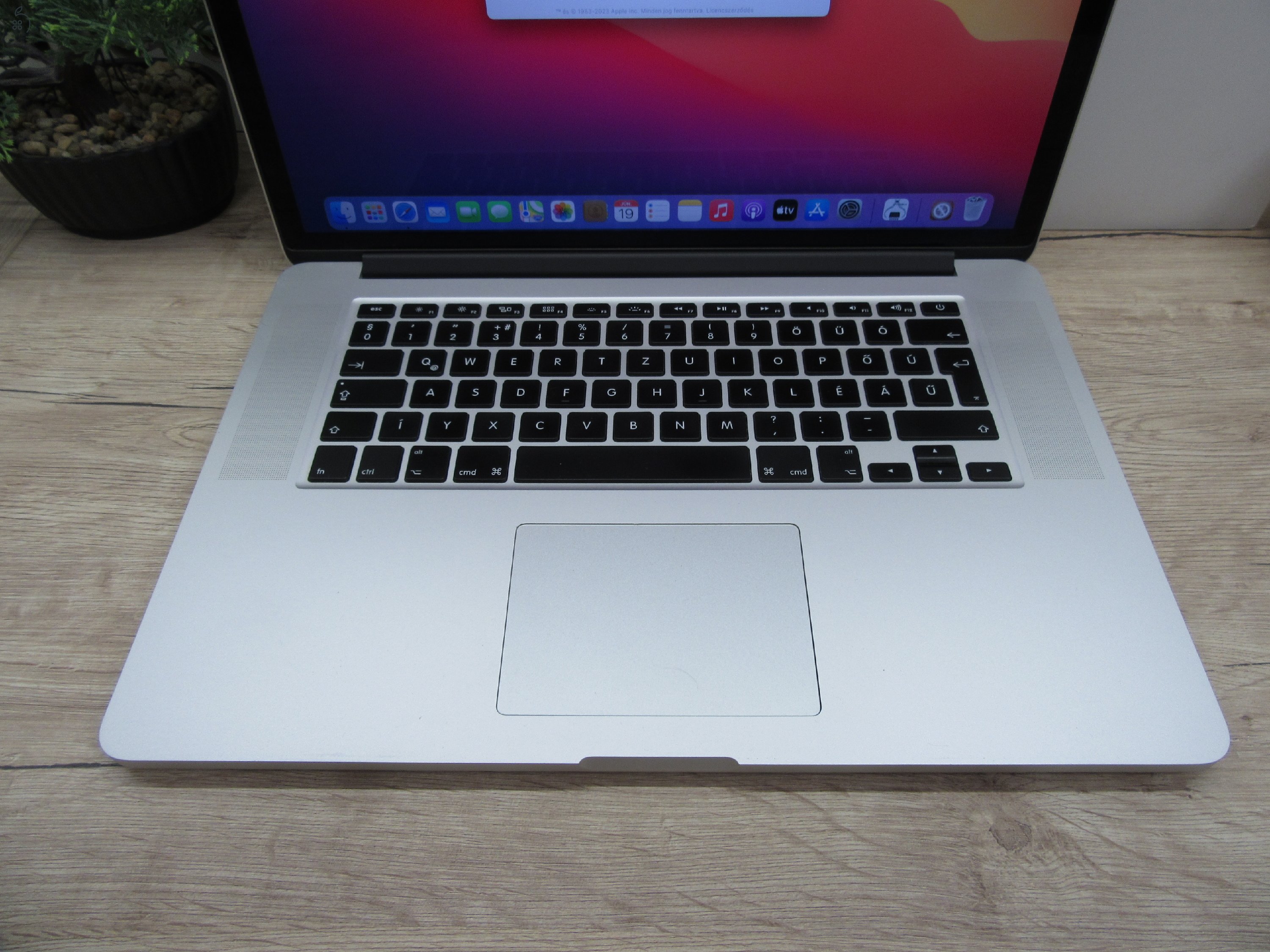 Apple Retina Macbook Pro 15 - 2013 Late - Használt, szép állapot