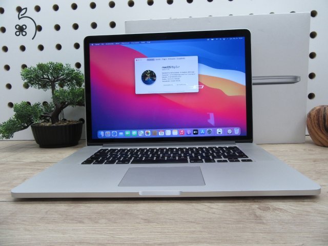 Apple Retina Macbook Pro 15 - 2013 Late - Használt, szép állapot
