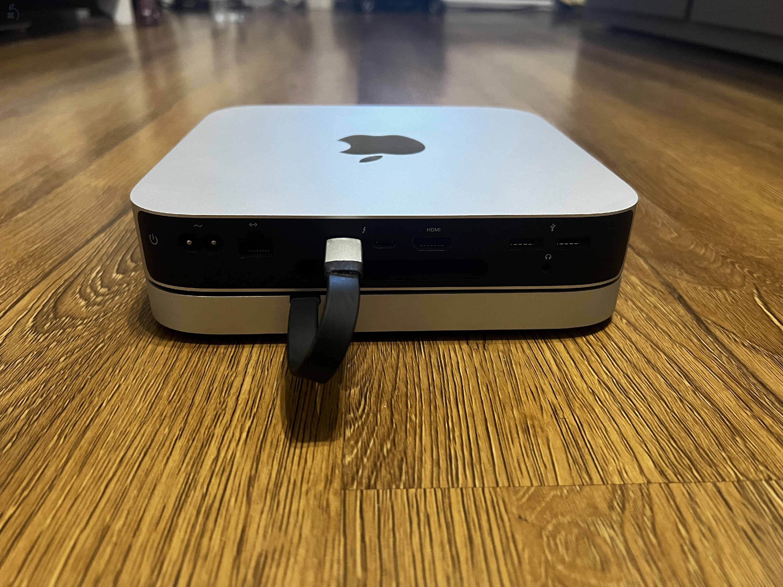 Mac mini M1 (8GB/512GB) + Satechi Type-C Hub Állvány (Újszerű)