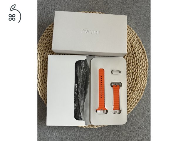Eladó keveset használt Apple Watch Ultra 2 tartozékkal