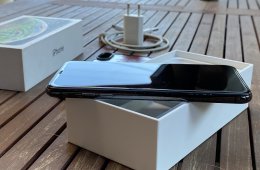 Apple iPhone XS Max - 256 GB - Fekete - Független 