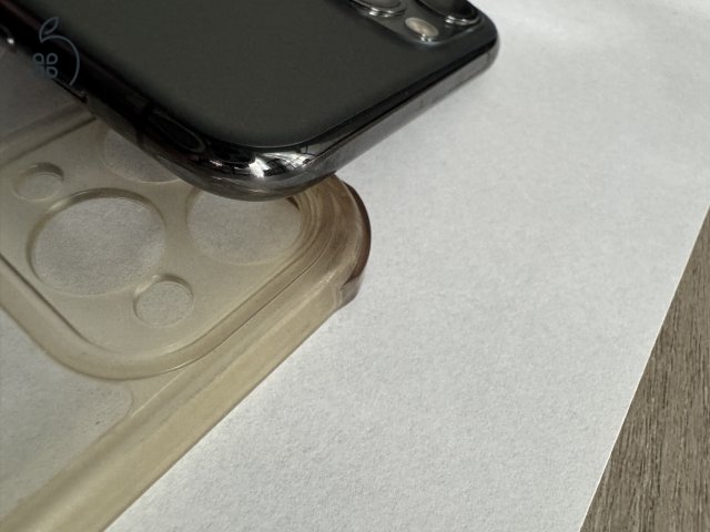 iPhone 11 PRO 256GB +3tok, iSTYLE -ban gyári akksi csere