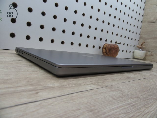 Apple Macbook 16 M1 Pro - 2021 - Használt, szép állapot - 32 Gb RAM !!!
