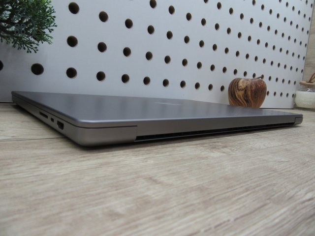  Apple Macbook 16 M1 Pro - 2021 - Használt, megkímélt állapot - 32 Gb RAM !!! 