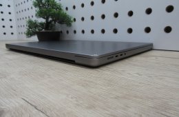  Apple Macbook 16 M1 Pro - 2021 - Használt, megkímélt állapot - 32 Gb RAM !!! 