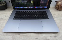  Apple Macbook 16 M1 Pro - 2021 - Használt, szép állapot - 32 Gb RAM !!! 