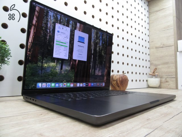 Apple Macbook 16 M3 Pro - 2023 - Használt, szép állapot - 36 Gb RAM - 500 Gb SSD!!