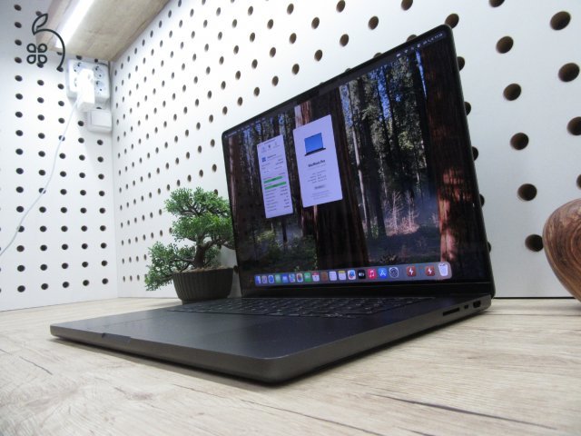 Apple Macbook 16 M3 Pro - 2023 - Használt, szép állapot - 36 Gb RAM - 500 Gb SSD!!