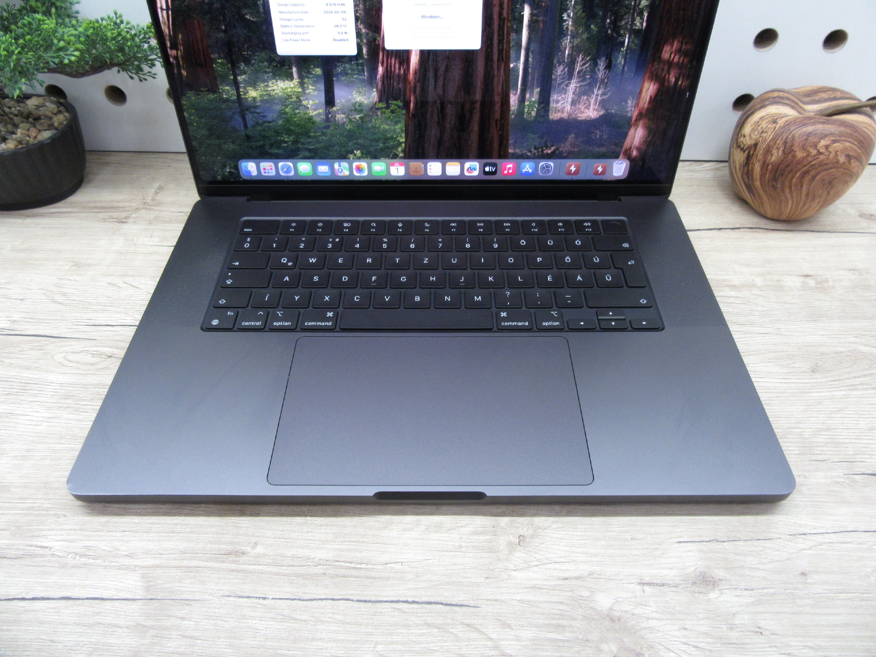 Apple Macbook 16 M3 Pro - 2023 - Használt, szép állapot - 36 Gb RAM - 500 Gb SSD!!