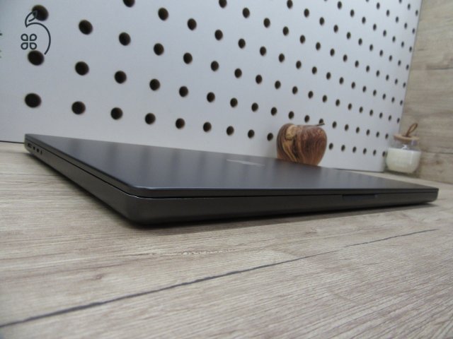 Apple Macbook 16 M3 Pro - 2023 - Használt, szép állapot - 36 Gb RAM - 500 Gb SSD!!