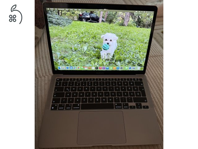 Apple macbook air 2020 M1 