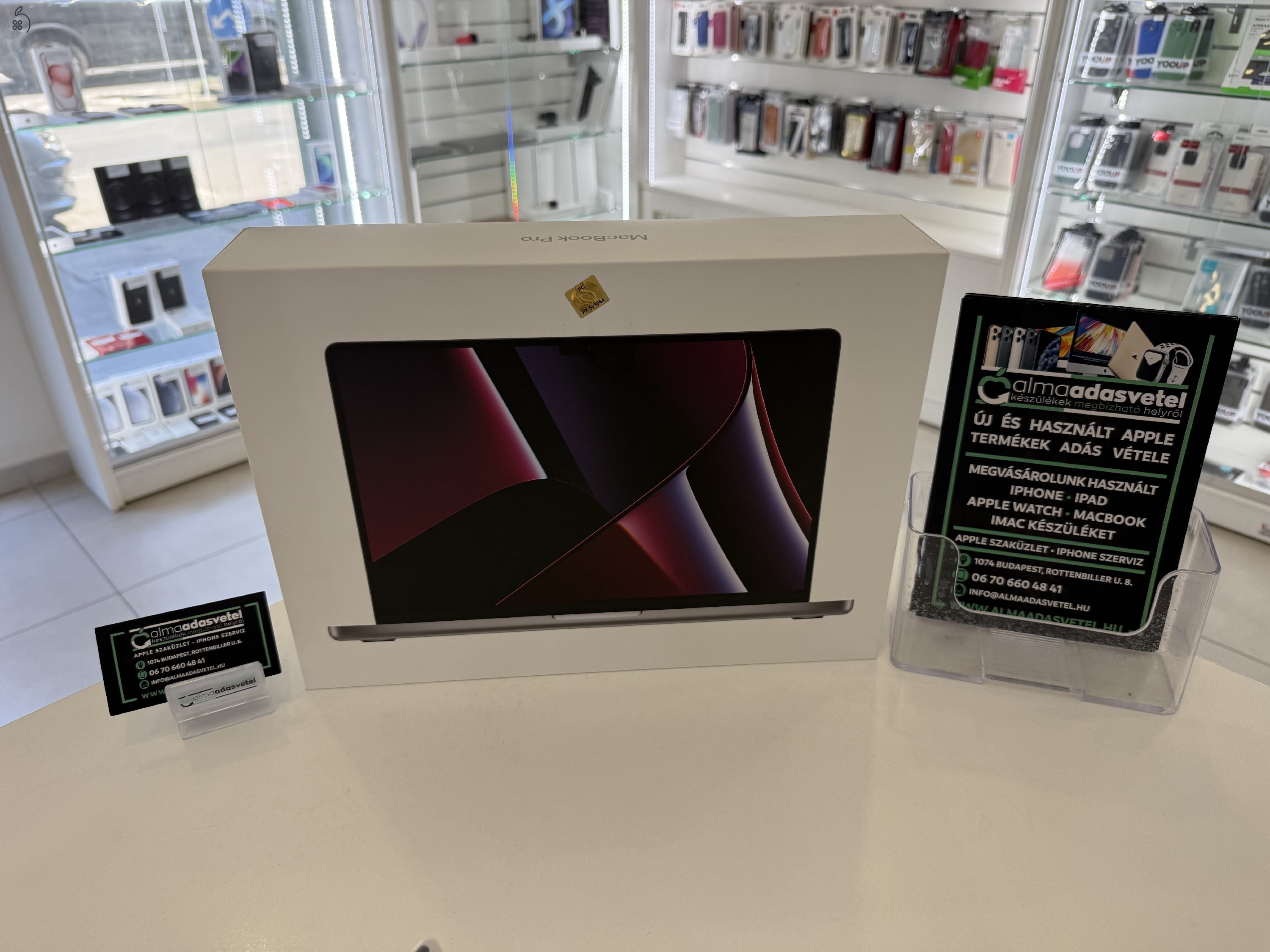 MacBook Pro M2 14